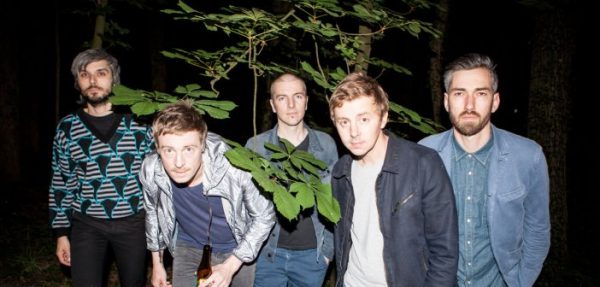Un titre, un jour : This light par Girls in Hawaii
