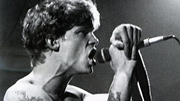 Mort de Gilles Bertin, chanteur de Camera Silens