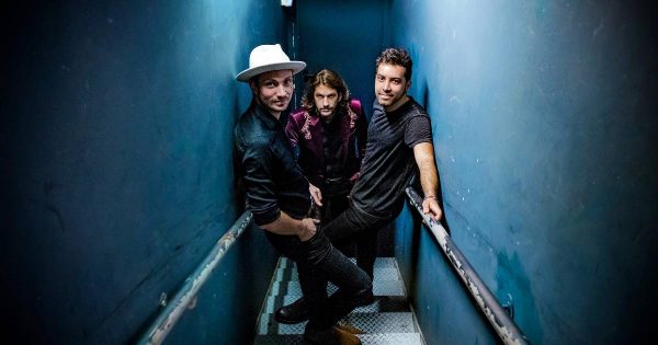 Le titre du jour : Down in the river de Telegraph