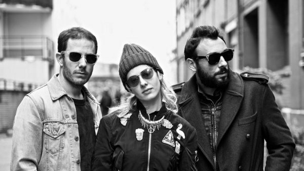 Le titre du jour : Shake Milk de The Gluteens