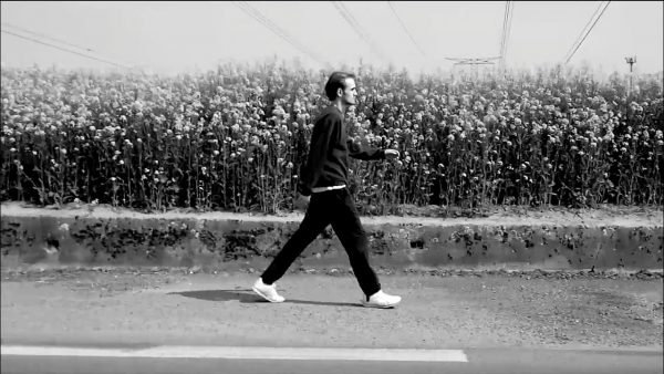 Le titre du jour : Coming up roses de Ralph of London