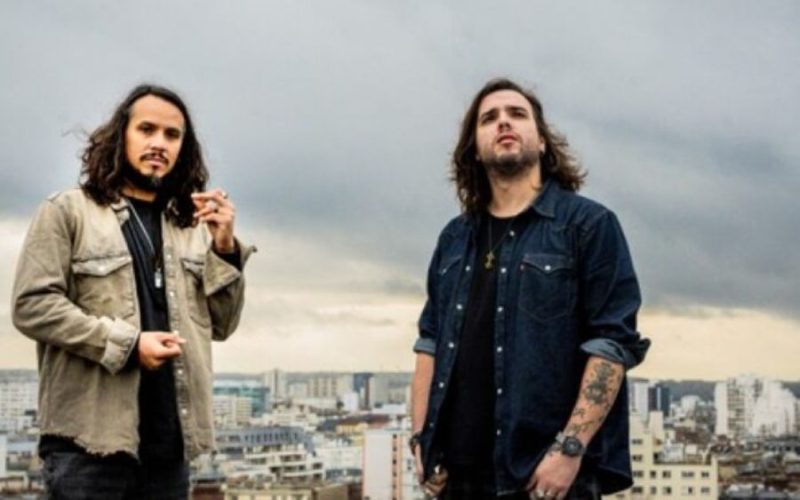 Le titre du jour : IV chord junky de The Honnet Brothers avec Robben Ford