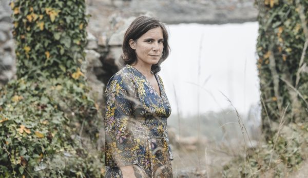 Le titre du jour : Fields and worms de Lucie Shame