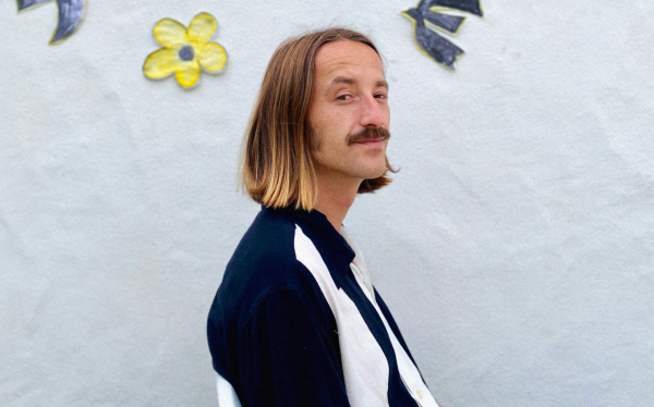 Le titre du jour : There’s a bird de Gaétan Nonchalant